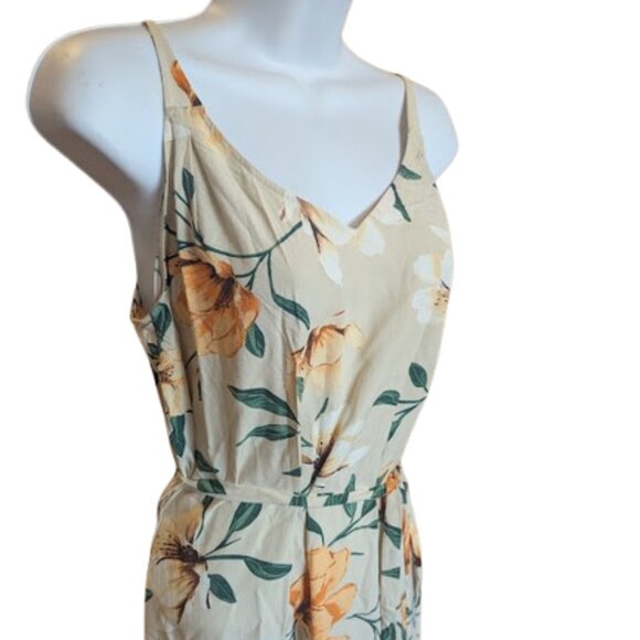 White and Yellow Floral Sleeveless Dress Size Medium - Picture 3 of 7